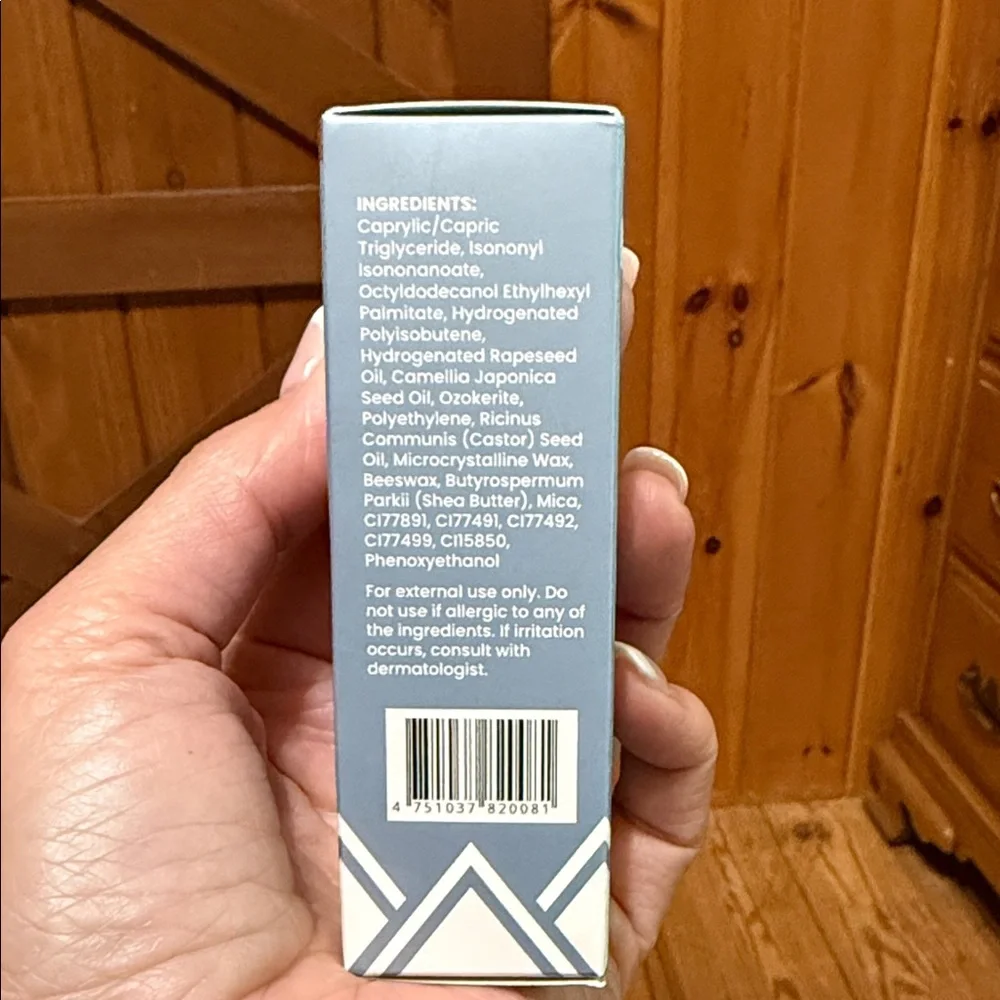 Pigment Blush in Red - Picture 4 of 4